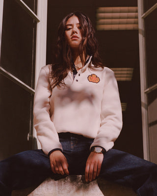 NY Crest Polar Sweatshirt - Cream/Gold