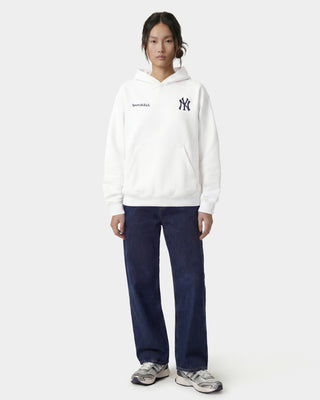 Yankees Curve Hoodie - White/Dark Navy