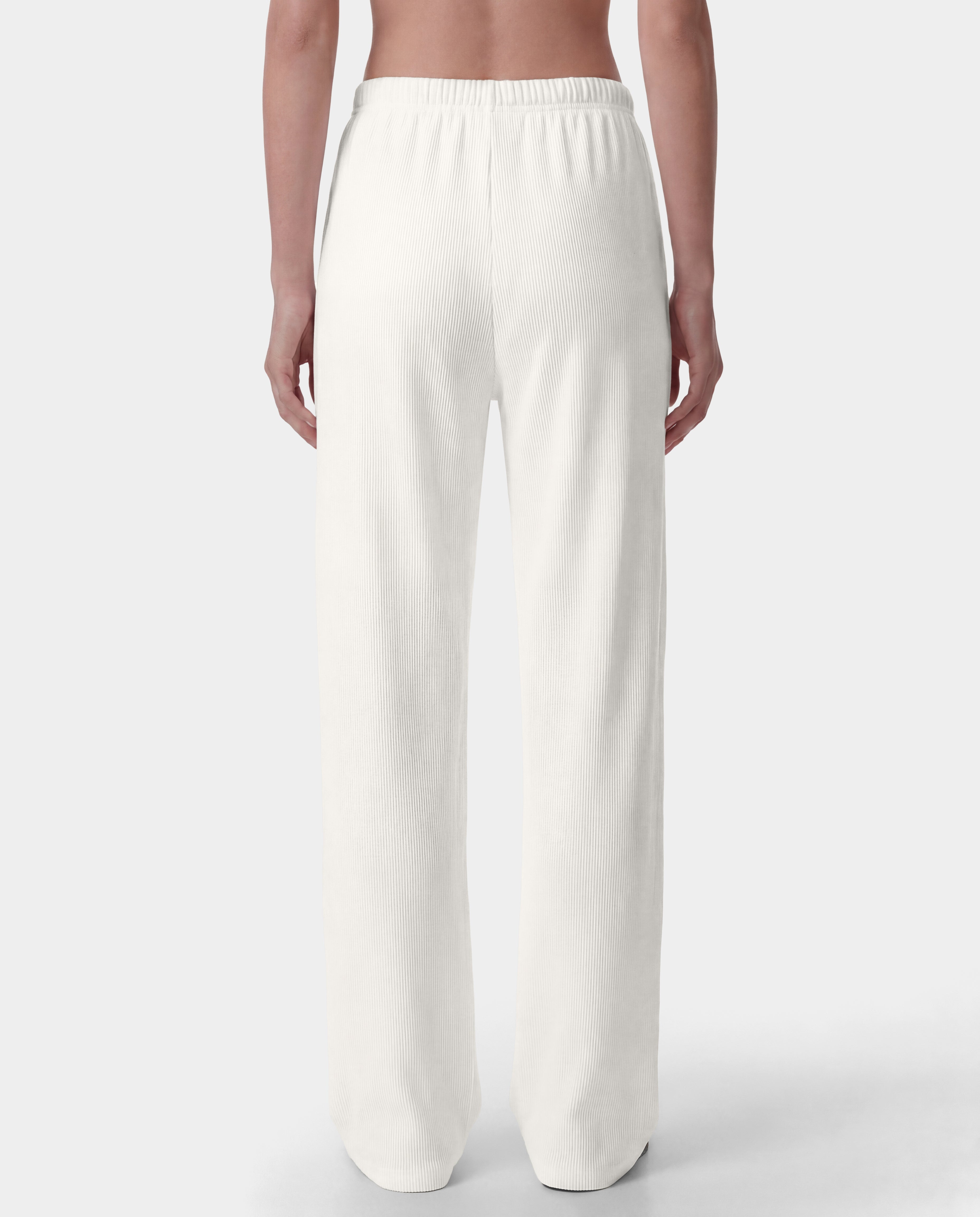 Signature Logo Ribbed House Pant - Ecru/Black – Sporty & Rich