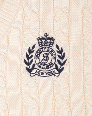 NY Crest V-Neck Cable Sweater - Ecru/Light Navy